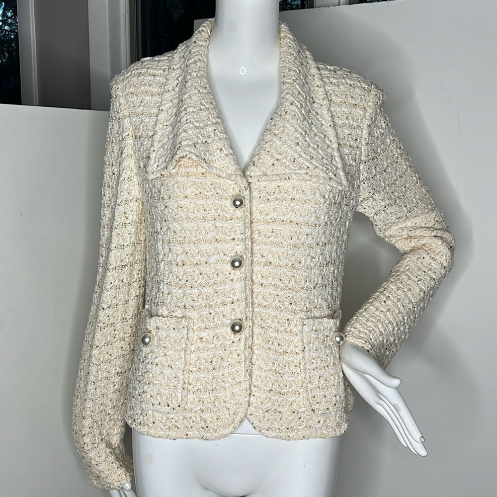 St John Couture Sz 8 Knit Wool Boucle and Thread Large Pearl Drop Snap Buttons